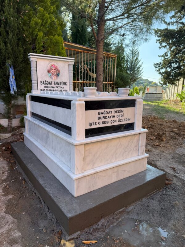 Granit ve Muğla Mermeri Karışımı Mezar - Model 40 - Görsel 3