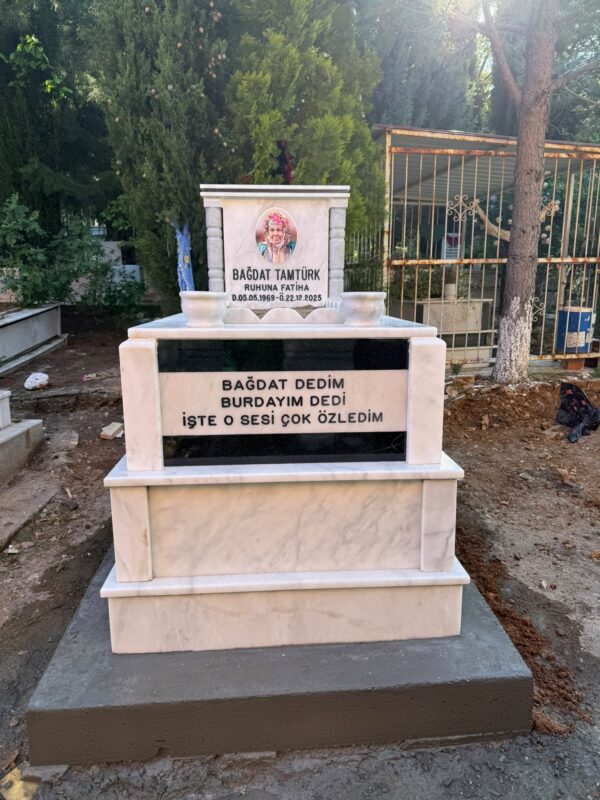 Granit ve Muğla Mermeri Karışımı Mezar - Model 40 - Görsel 4